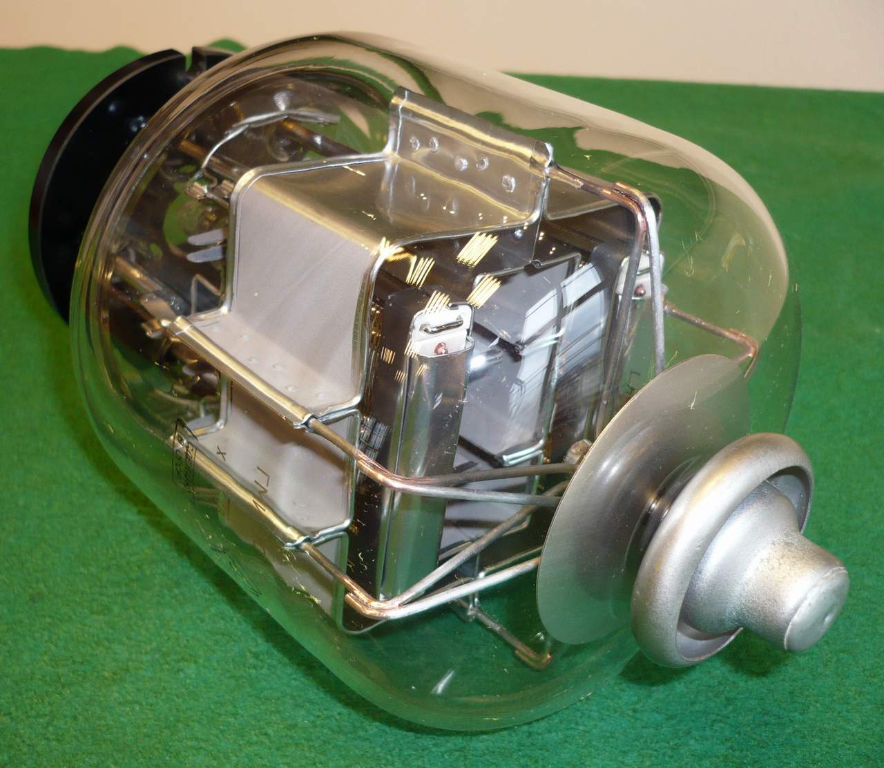 NEW / NOS_GMI90_Russian_Military_Vacuum_Tube_[=T=]